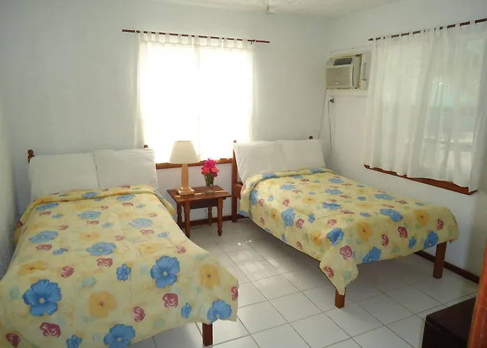 Exotic Caye San Pedro (Ambergris Caye)